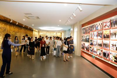 第十届全国植物组培脱毒快繁及工厂化种苗生产技术学术研讨会在保定成功举办