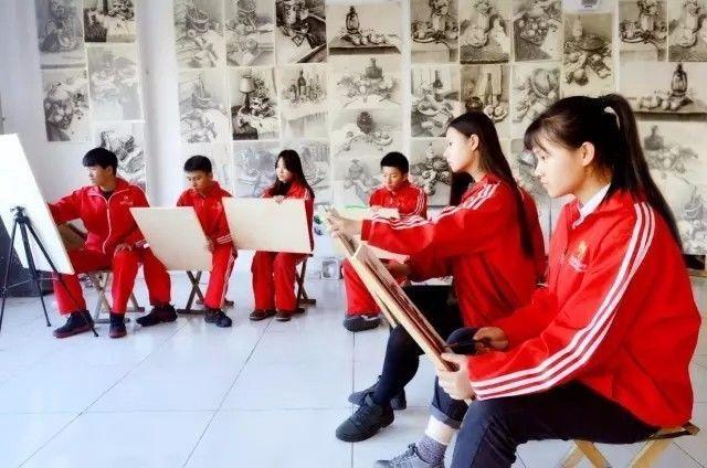 保定市美术中学 诚邀教育精英，共绘未来教育蓝图